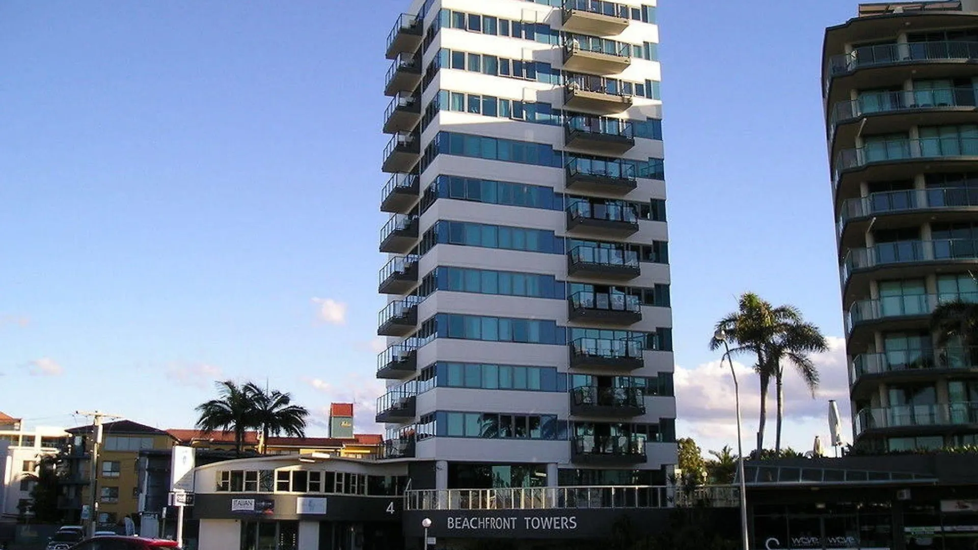 Beachfront Towers Sunshine Coast 0*,  Australia